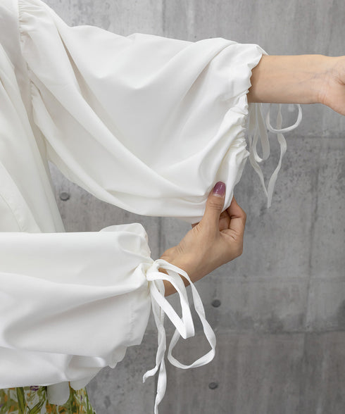 ランタンスリーブシャツブラウスレディース ぽわん袖ブラウス きれいめ ドロップショルダートップス着やせ 大人可愛い スキッパーシャツおしゃれ 韓国風春夏服ゆったり 2DAIWEI-004